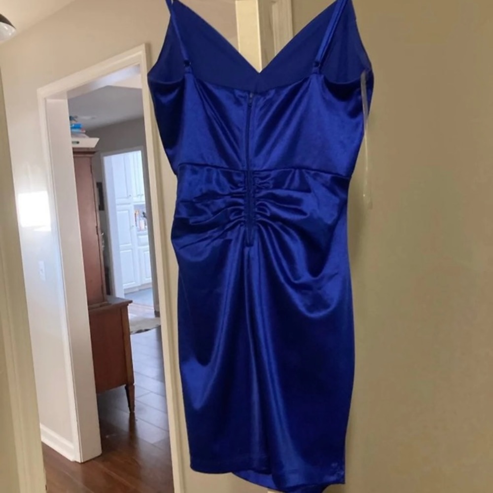 Royal blue satin hoco dress. - Picture 4 of 4